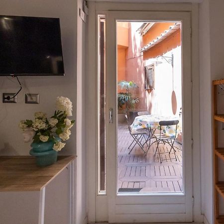 Rione Monti Studio Apt With Private Garden Rom Exterior foto